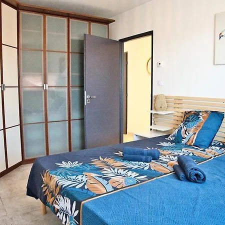 Villa House With Pool In - Exotic Garden *